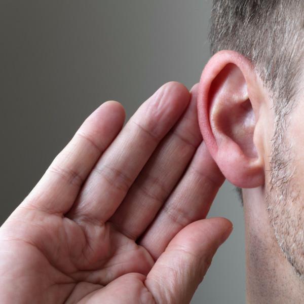 Ears & Hearing (EAR)