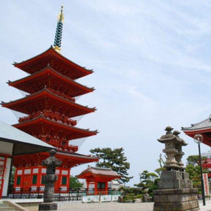 typical image of Japanese pagoda